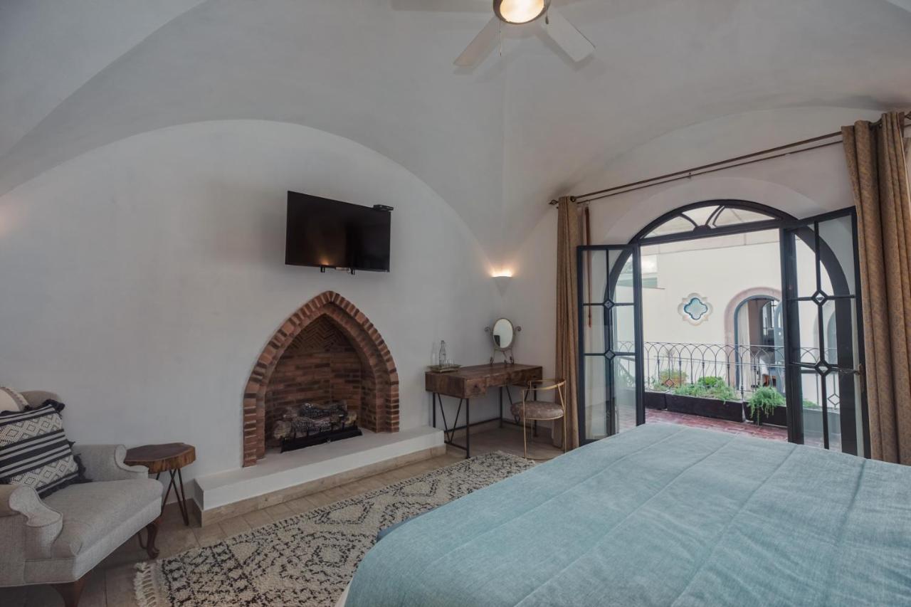 Casa Delphine Hotel Сан Мигел де Аленде Екстериор снимка